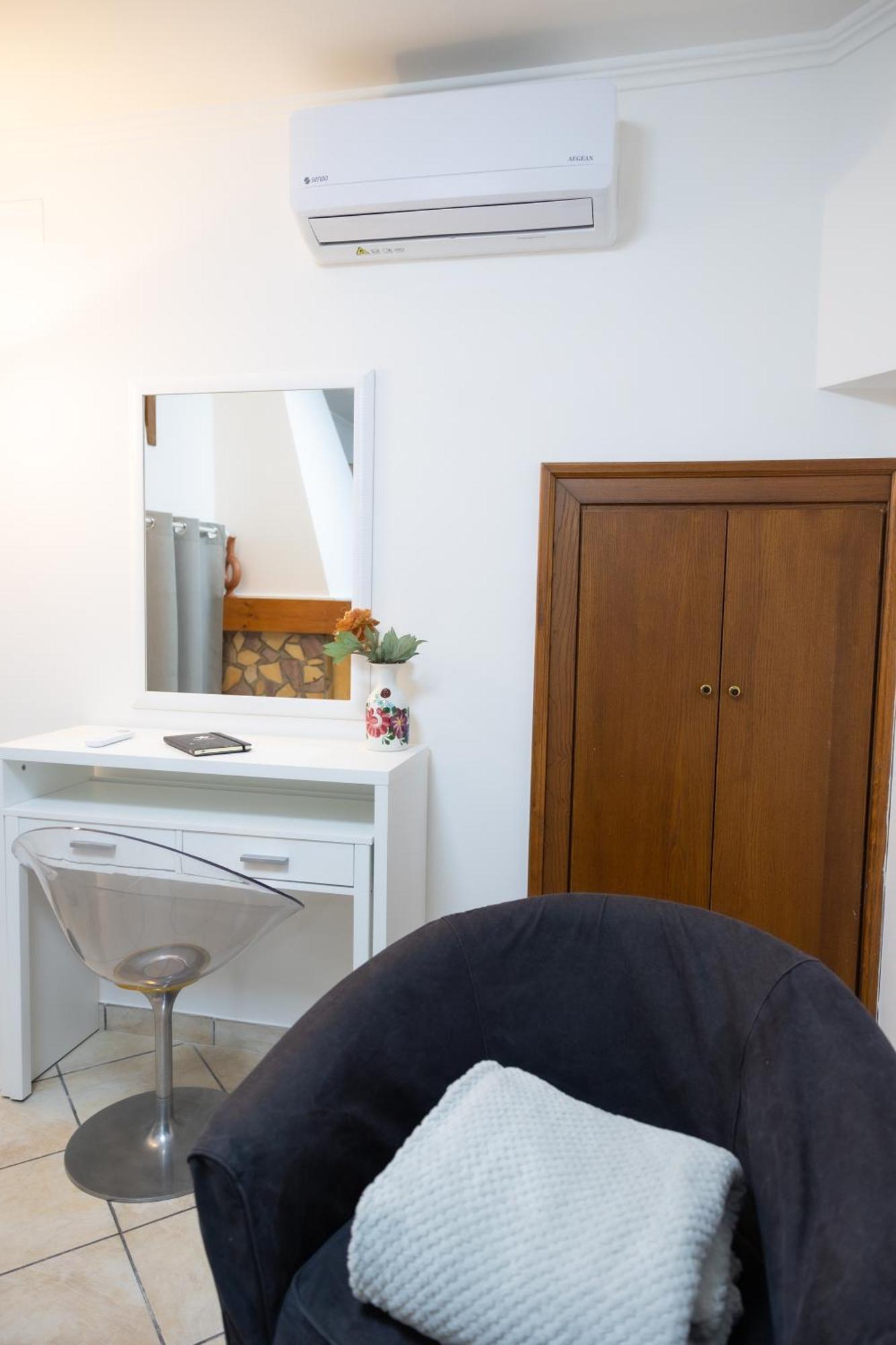 20 Min Aeroporto Fco - Casa Tranquilla Con Parcheggio Esterno Gratuito Ачилия Экстерьер фото