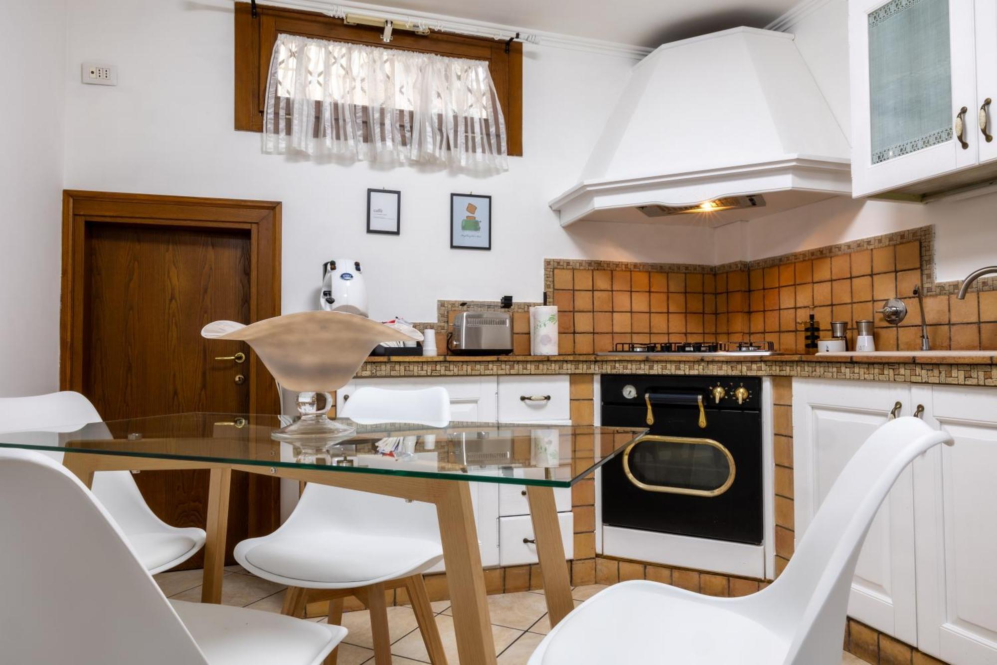 20 Min Aeroporto Fco - Casa Tranquilla Con Parcheggio Esterno Gratuito Ачилия Экстерьер фото